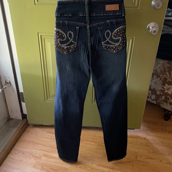 Fashion 20 Love Dark Blue Skinny Jeans. High-Waist Embroidered/Bedazzled Size 16 - Picture 3 of 4